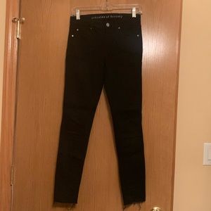 Articles of Society Black Raw Hem Skinny Jeans - 25
